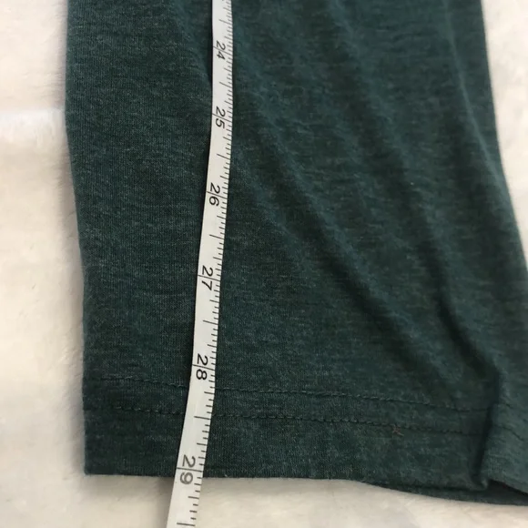 Emery Rose boho Green Top wood buttons right shoulder long sleeves Plus size 2X - Picture 8 of 9